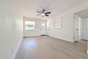 4511 Yarmouth Ave S, Saint Petersburg, FL 33711 - Photo 9