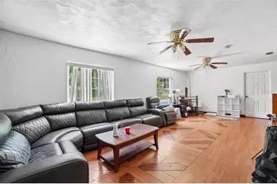 3211 30th Street N, Saint Petersburg, FL 33713 - Photo 3