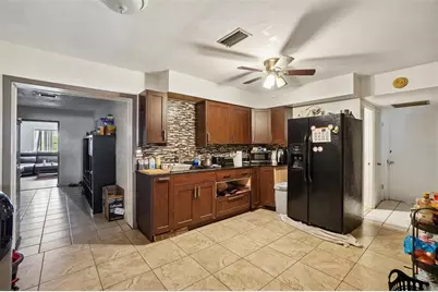 3211 30th Street N, Saint Petersburg, FL 33713 - Photo 7