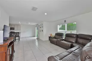 5244 Fiddle Fig Ave, Wimauma, FL 33598 - Photo 9