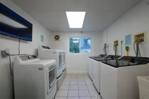 210 5th Ave S, Saint Petersburg, FL 33701 - Photo 17