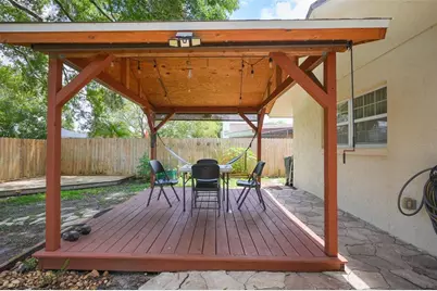 1304 Sandalwood Drive, Plant City, FL 33563 - Photo 29