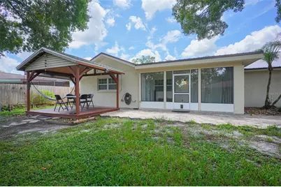 1304 Sandalwood Drive, Plant City, FL 33563 - Photo 31