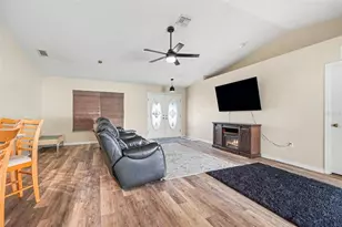 4187 Everett Ave, Spring Hill, FL 34609 - Photo 5