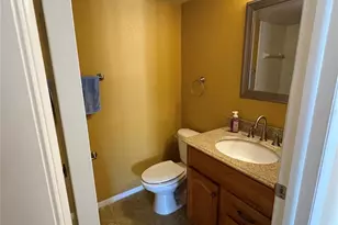 5576 Baywater Dr, Tampa, FL 33615 - Photo 11