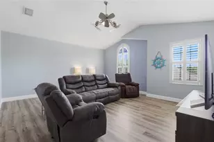 10645 Mistflower Ln, Tampa, FL 33647 - Photo 35