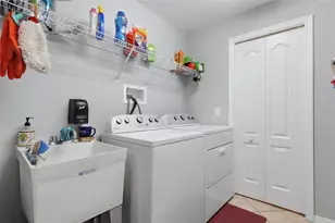 10645 Mistflower Ln, Tampa, FL 33647 - Photo 39