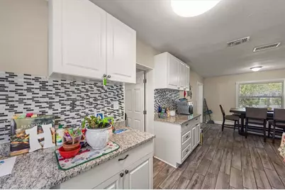 1135 Fairmont Street, Clearwater, FL 33755 - Photo 11