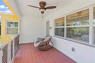 144 30th Ave NE, Saint Petersburg, FL 33704 - Photo 3