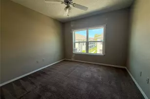 1055 Normandy Trace Rd, Tampa, FL 33602 - Photo 11