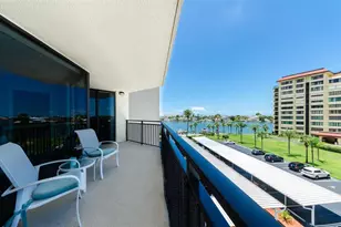 690 Island Way, Clearwater Beach, FL 33767 - Photo 13