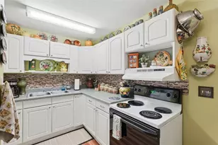 4570 Haines Rd N, Saint Petersburg, FL 33714 - Photo 7
