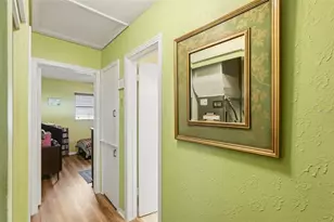 4570 Haines Rd N, Saint Petersburg, FL 33714 - Photo 19