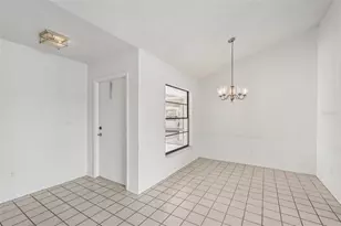 1613 Comfy Ct, Sun City Center, FL 33573 - Photo 11