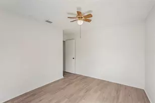 1613 Comfy Ct, Sun City Center, FL 33573 - Photo 17