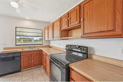 1613 Comfy Court, Sun City Center, FL 33573 - Photo 13