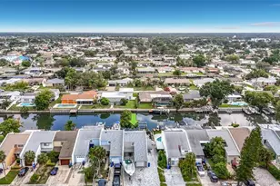 8725 Bay Pointe Dr, Tampa, FL 33615 - Photo 3