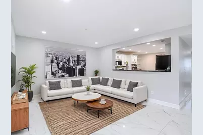 8725 Bay Pointe Drive, Tampa, FL 33615 - Photo 17