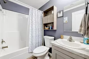 10485 Holiday Shores Dr, Largo, FL 33773 - Photo 15