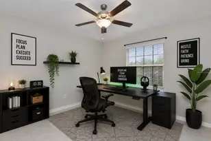 1507 Golden Glow Dr, Ruskin, FL 33570 - Photo 15