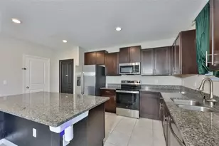1507 Golden Glow Dr, Ruskin, FL 33570 - Photo 7