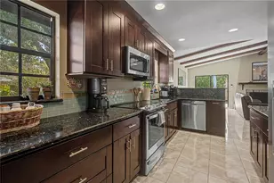 8314 W Hiawatha St, Tampa, FL 33615 - Photo 15