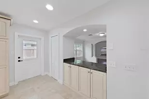 3322 Schefflera Rd, Tampa, FL 33618 - Photo 11