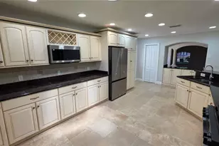 3322 Schefflera Rd, Tampa, FL 33618 - Photo 11