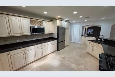 3322 Schefflera Road, Tampa, FL 33618 - Photo 15