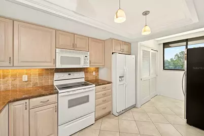 11590 Shipwatch Drive #446, Largo, FL 33774 - Photo 7