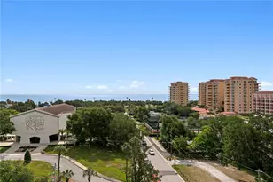 700 Beach Dr NE, Saint Petersburg, FL 33701 - Photo 9