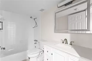 700 Beach Dr NE, Saint Petersburg, FL 33701 - Photo 31