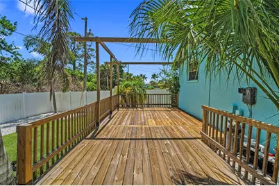 14030 79th Avenue, Seminole, FL 33776 - Photo 9