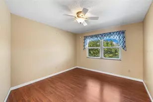 914 Carlton Rd, Tarpon Springs, FL 34689 - Photo 3