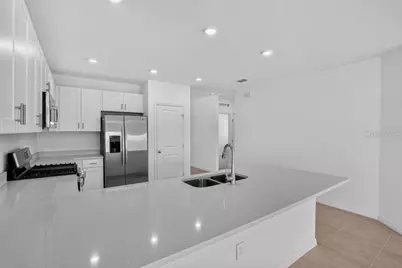 13411 Camelot Court, Parrish, FL 34219 - Photo 7