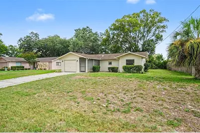 9038 Blackstone Street, Spring Hill, FL 34608 - Photo 3