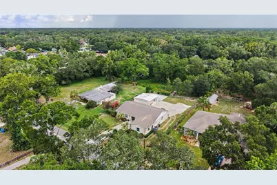2216 Pinecrest Drive, Lutz, FL 33549 - Photo 37