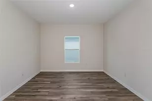 31682 Baronne St, Wesley Chapel, FL 33545 - Photo 13