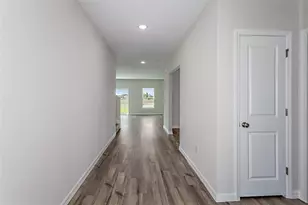 31682 Baronne St, Wesley Chapel, FL 33545 - Photo 7