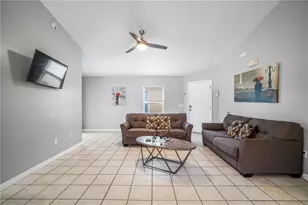 126 Sundown Ct, Davenport, FL 33896 - Photo 5