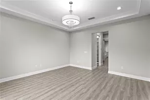 11 Franklin Ct S, Saint Petersburg, FL 33711 - Photo 27