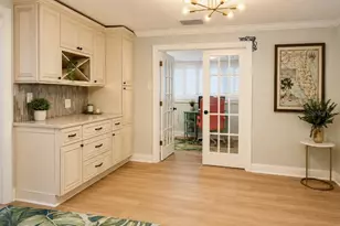 8408 Boulder Pl, Tampa, FL 33615 - Photo 11