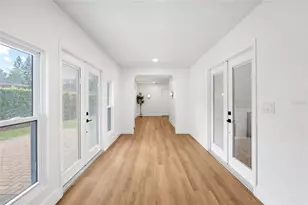 13325 Golf Crest Cir, Tampa, FL 33618 - Photo 41