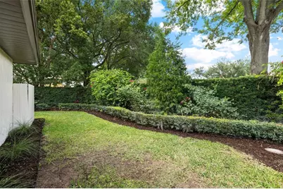 13325 Golf Crest Circle, Tampa, FL 33618 - Photo 59