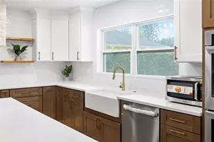 13325 Golf Crest Cir, Tampa, FL 33618 - Photo 13