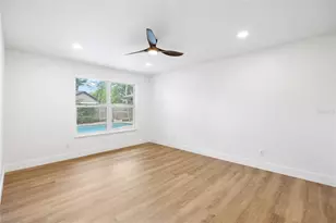 13325 Golf Crest Cir, Tampa, FL 33618 - Photo 37