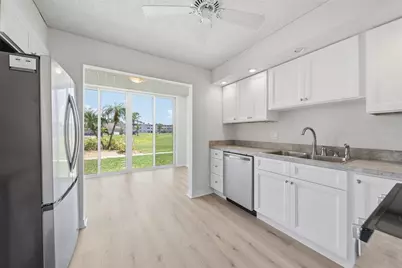 4895 Bay Street NE #101, Saint Petersburg, FL 33703 - Photo 11
