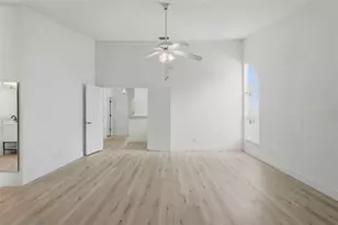 14510 Alejo Ct, Seminole, FL 33776 - Photo 17