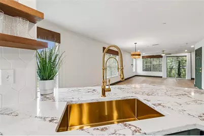 504 Wheaton Trent Place, Tampa, FL 33619 - Photo 7