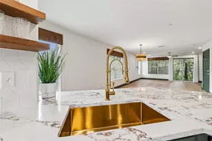 504 Wheaton Trent Pl, Tampa, FL 33619 - Photo 7